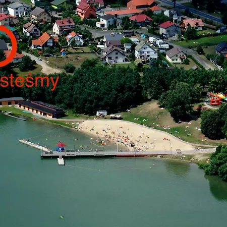 Dom Nad Jeziorem, Przy Lesie *